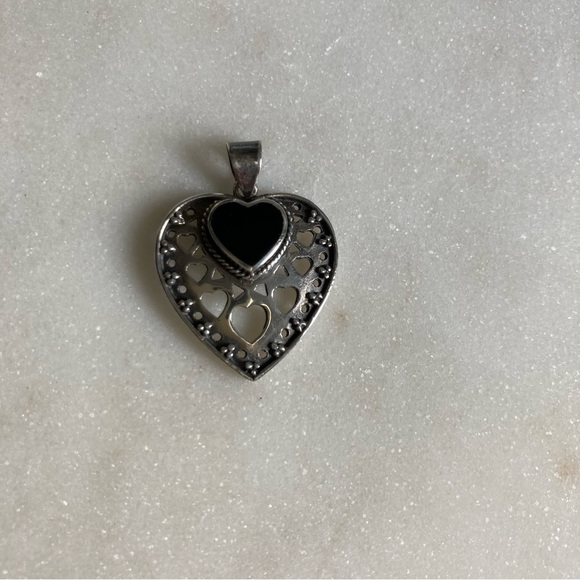 BOMA Sterling Silver And Onyx Heart Pendant - Picture 1 of 2